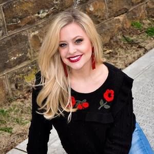 Meet your Posher, Olivia